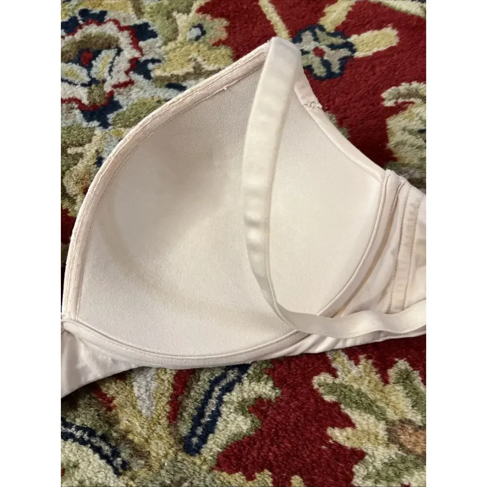 Victoria's Secret Body By Victoria No-Wire Bra 34D Beige Lace Trim Excellent